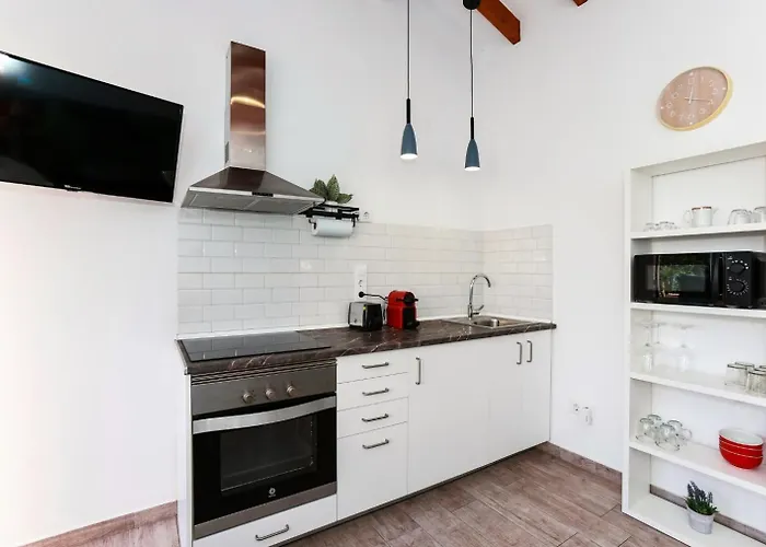 Buganvilla Premium And Mountain