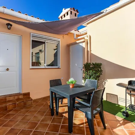 Апартаменти Buganvilla Premium And Mountain Денія